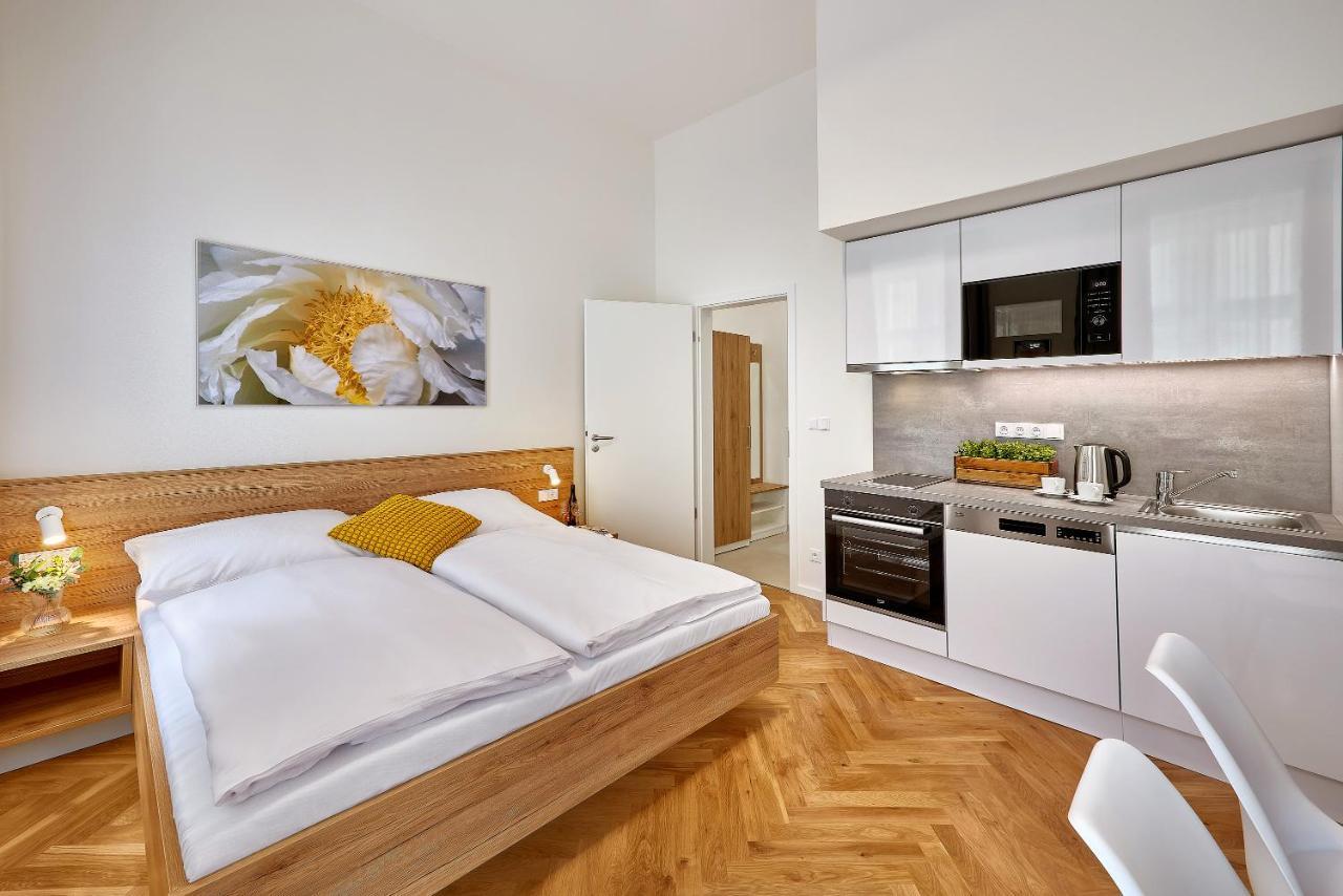 Downtown Suites Rubesova ปราก ภายนอก รูปภาพ