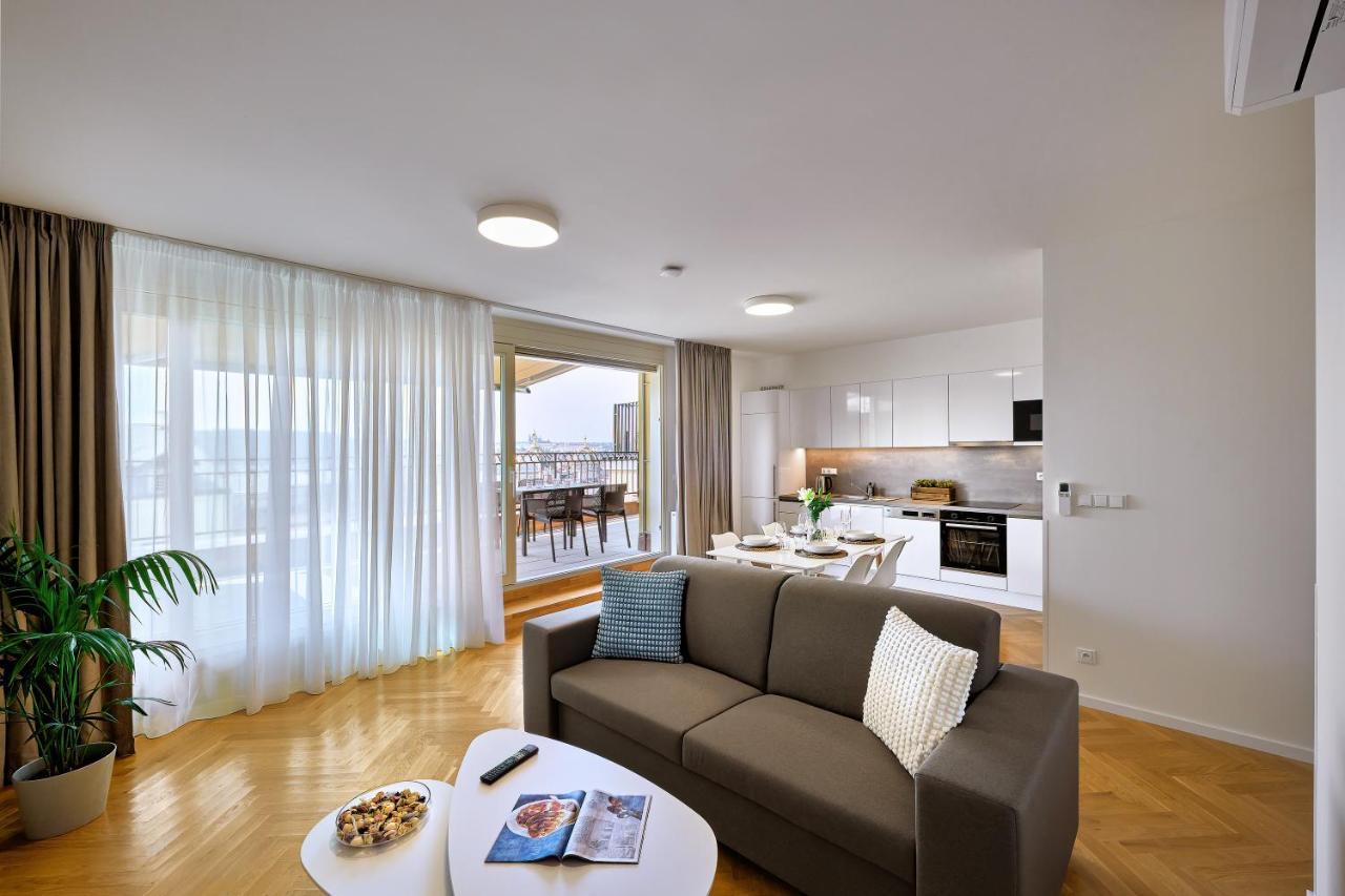 Downtown Suites Rubesova ปราก ภายนอก รูปภาพ